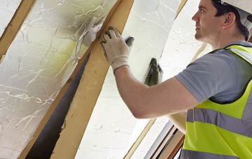 Chittering loft insulation